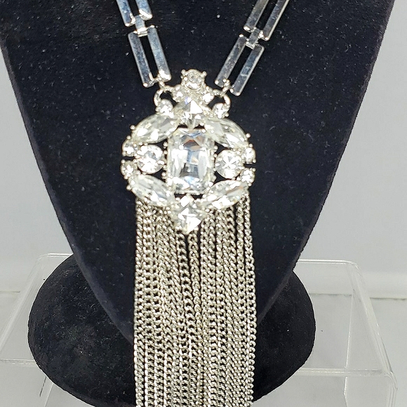 Bijou Drive  silver link necklace with rhinestone - Picture 3 of 5